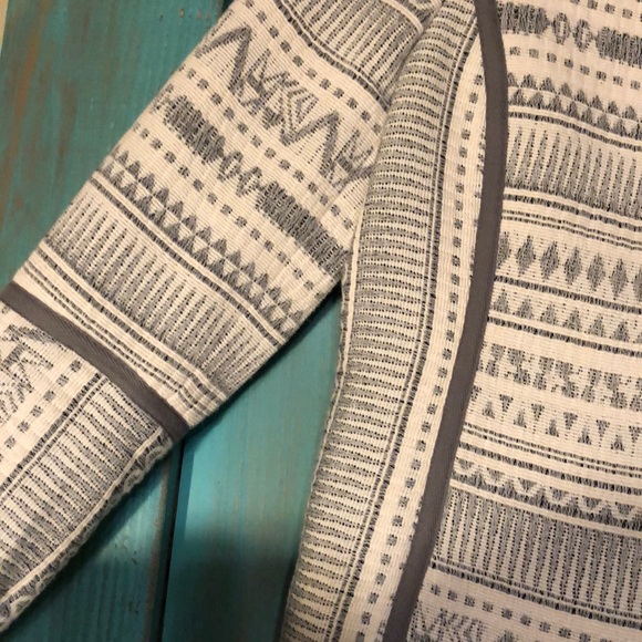 Grey and White Jacket - Picture 2 of 2